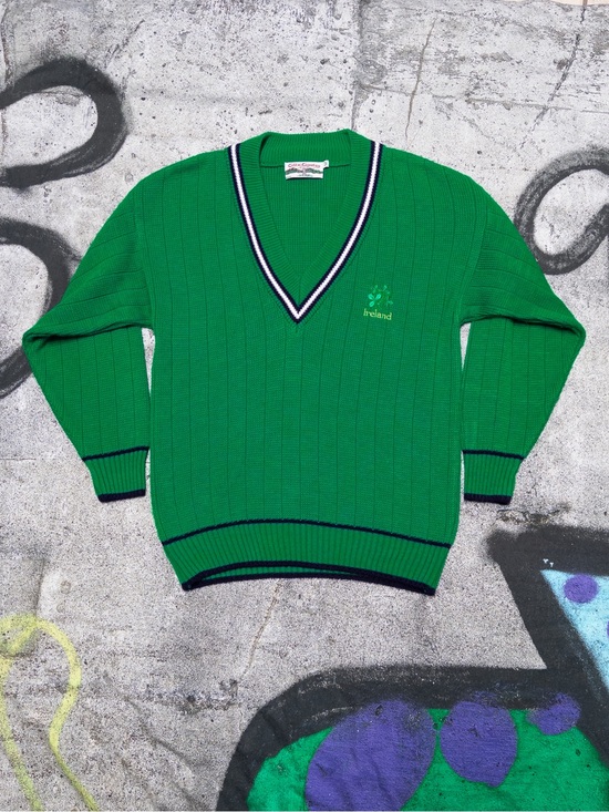 Celtic Country Other - Celtic Country Ireland Shamrock V-Neck Sweater Kelly Green, Men’s Size M